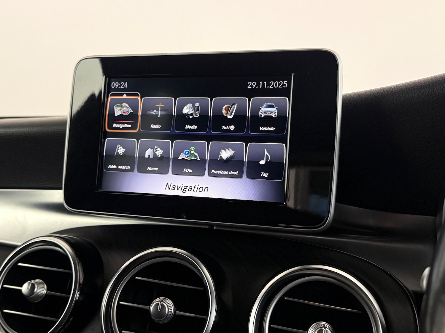 Used Mercedes-Benz GLC 2018 for sale - 77181209: Photo 24