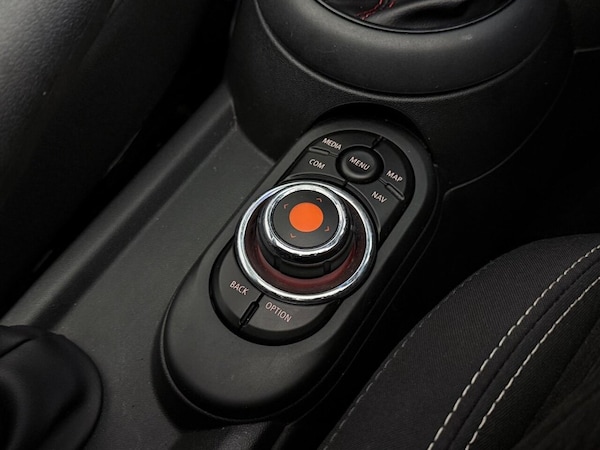 Used MINI Convertible 2019 for sale - 76280297: Photo 41