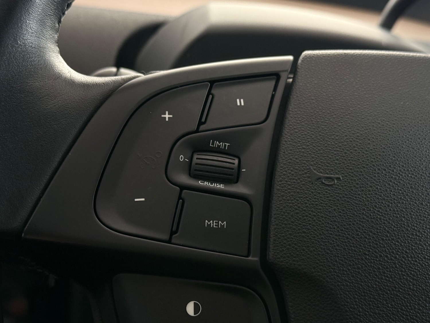 Used Citroen C4 Picasso 2016 for sale - 77984730: Photo 21