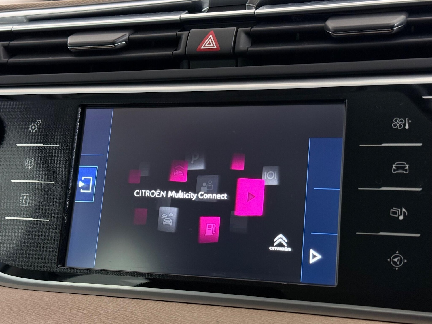 Used Citroen C4 Picasso 2016 for sale - 77984730: Photo 26