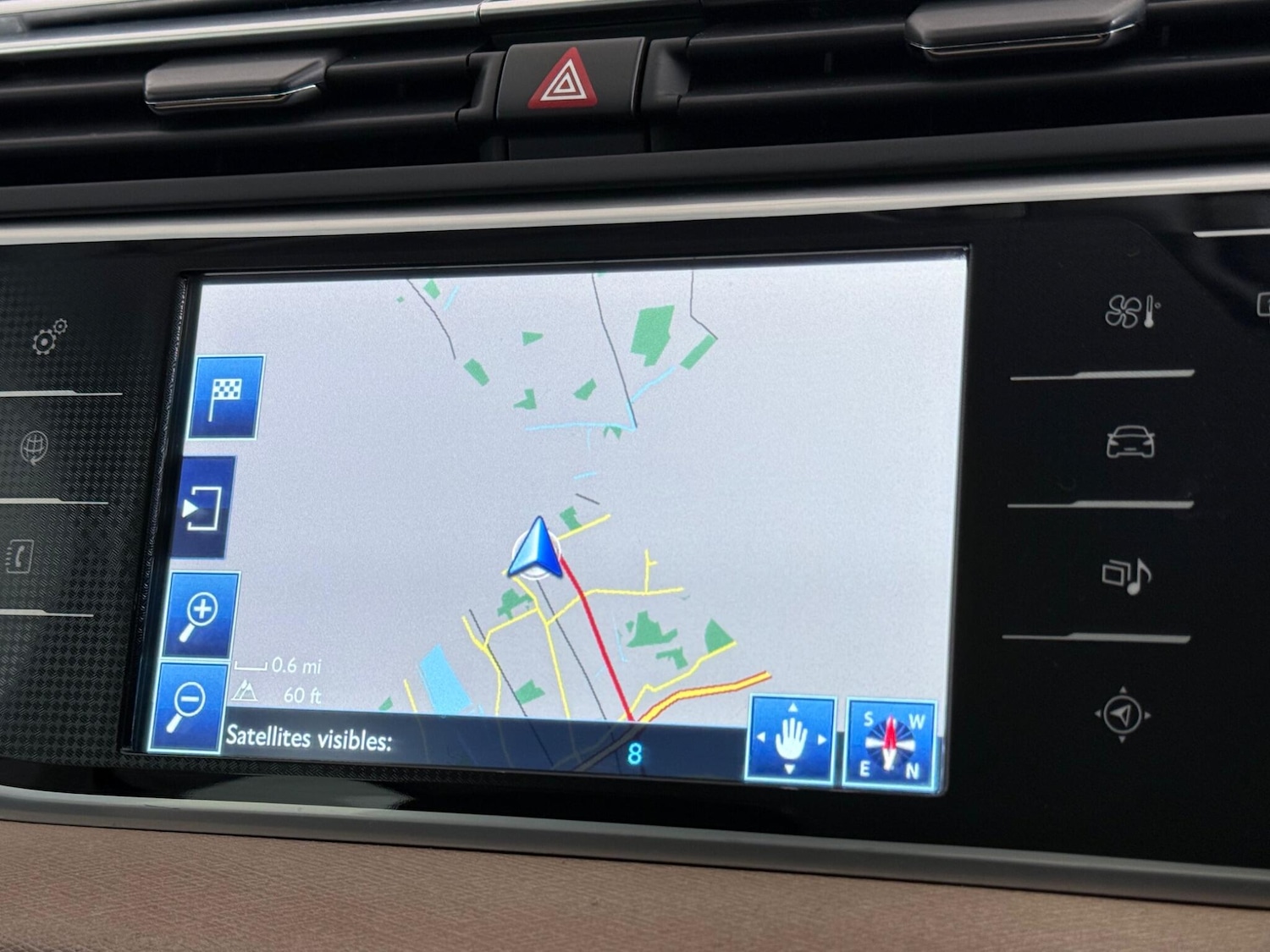 Used Citroen C4 Picasso 2016 for sale - 77984730: Photo 33