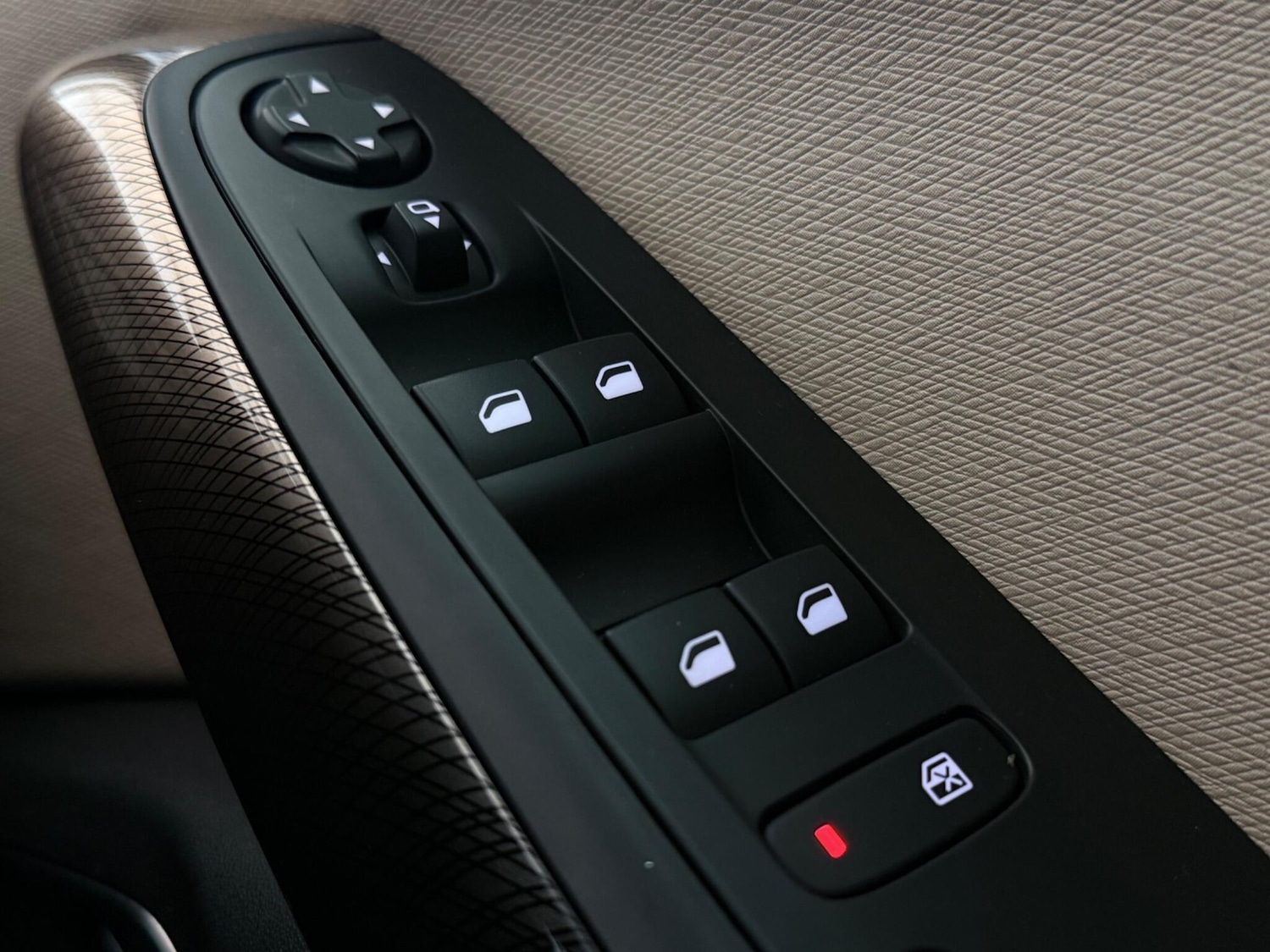 Used Citroen C4 Picasso 2016 for sale - 77984730: Photo 34