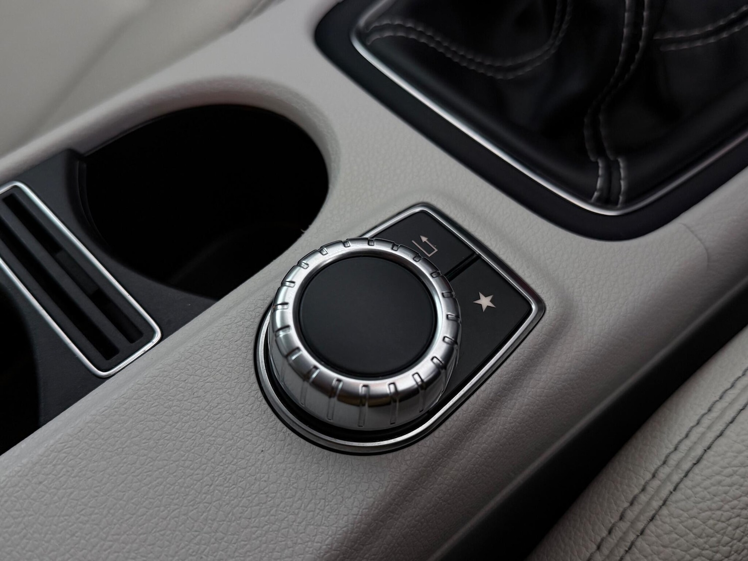 Used Mercedes-Benz A-Class 2018 for sale - 77259549: Photo 30