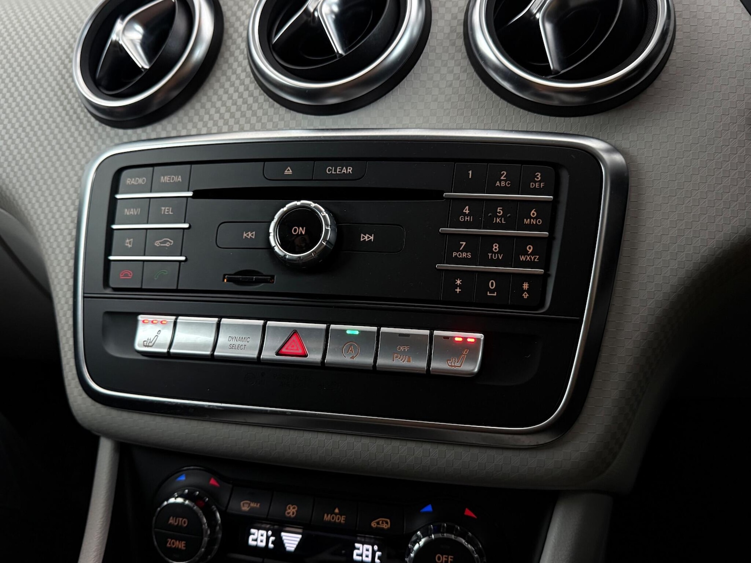 Used Mercedes-Benz A-Class 2018 for sale - 77259549: Photo 31