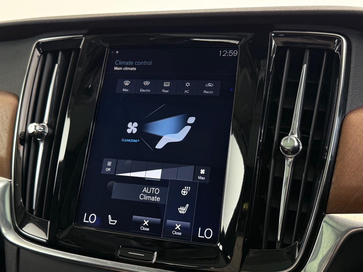 Used Volvo V90 2017 for sale - 77181177: Photo 28