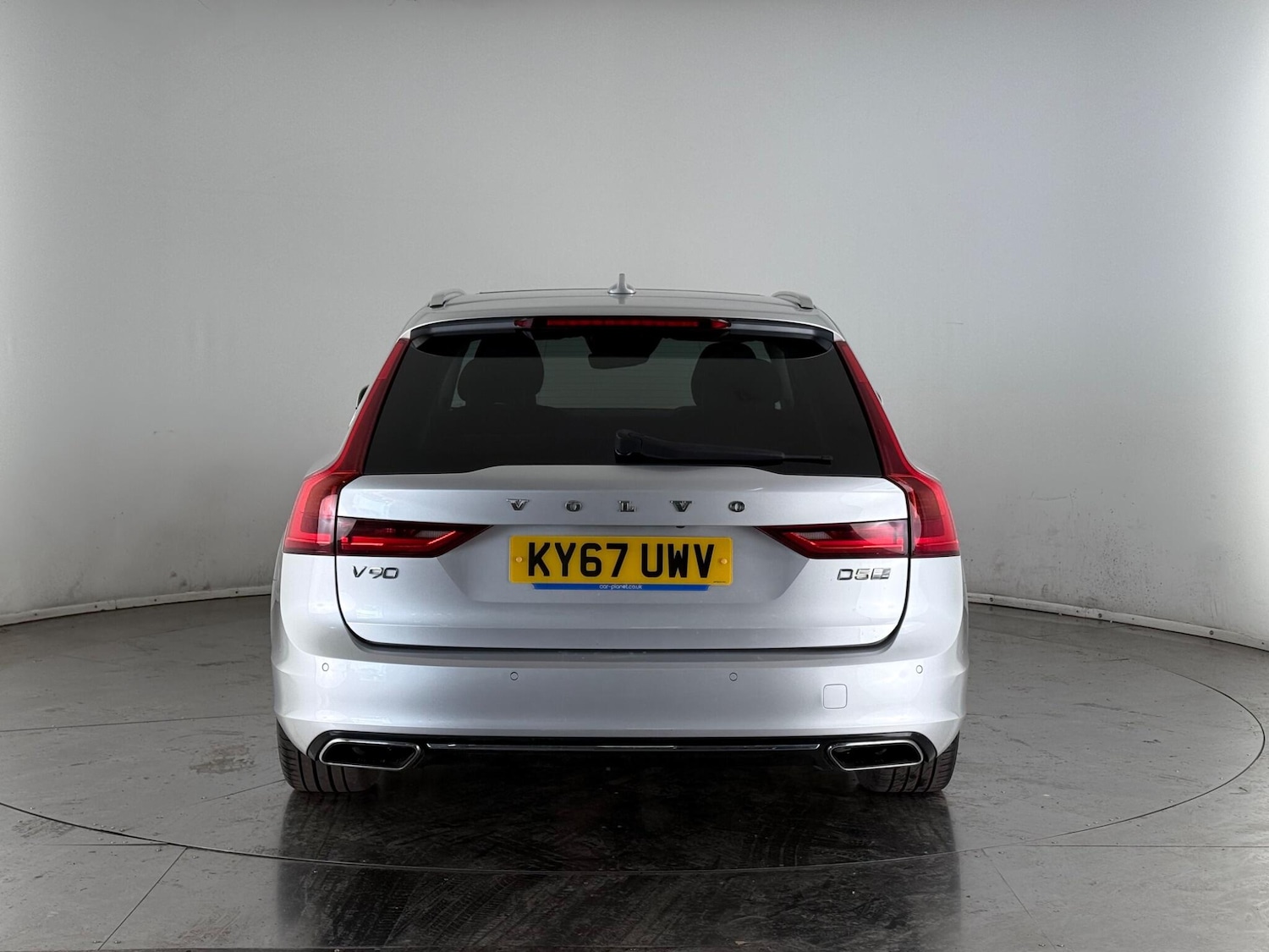 Used Volvo V90 2017 for sale - 77181177: Photo 5