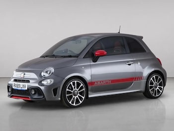 Used Abarth 595 2019 for sale - 79181942: Photo