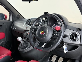 Used Abarth 595 2019 for sale - 79181942: Photo
