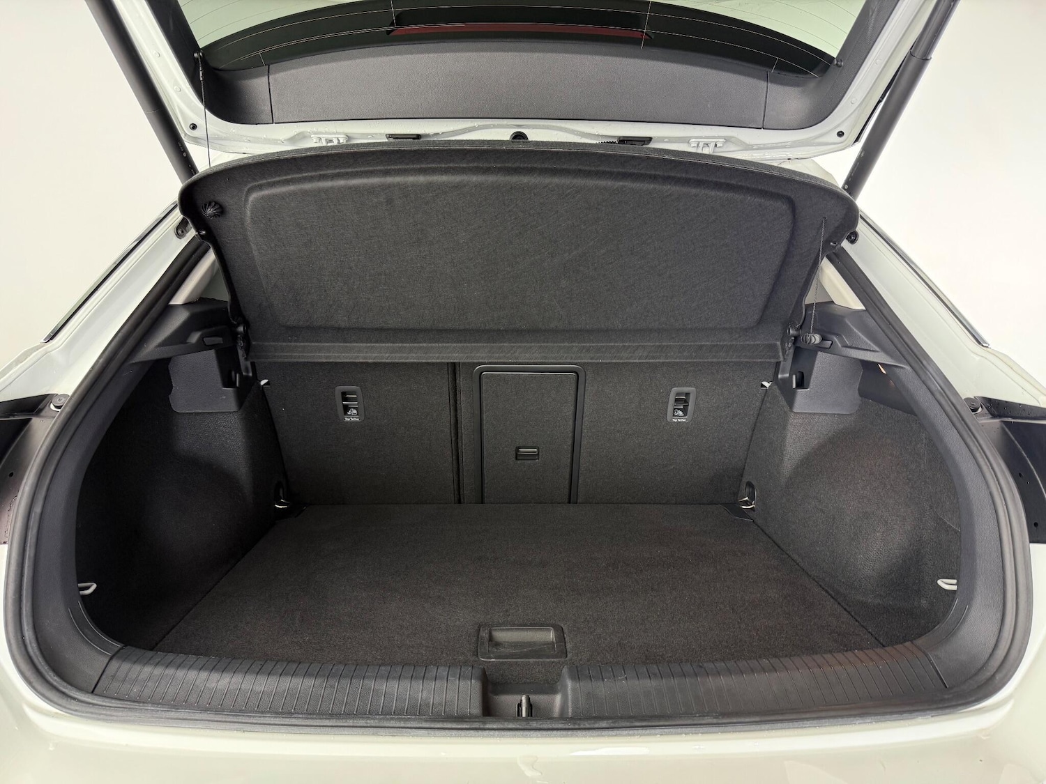 Used Volkswagen T-Roc 2021 for sale - 77260207: Photo 10