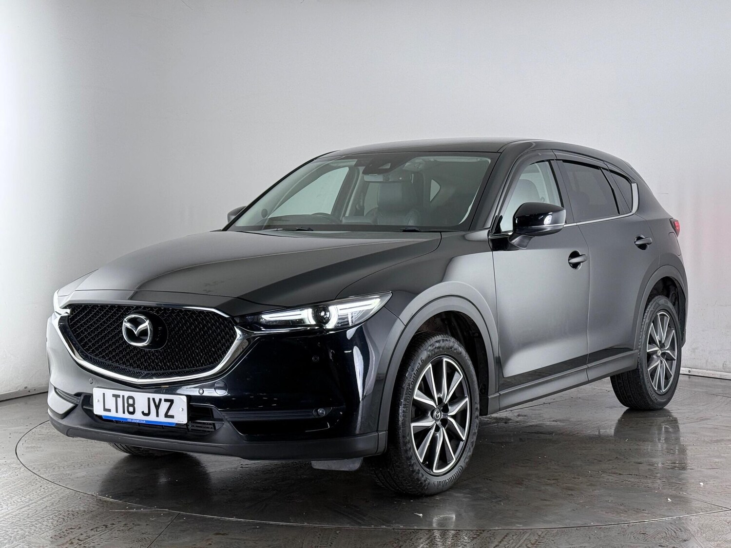 Used Mazda CX-5 2018 for sale - 77180828: Photo 2