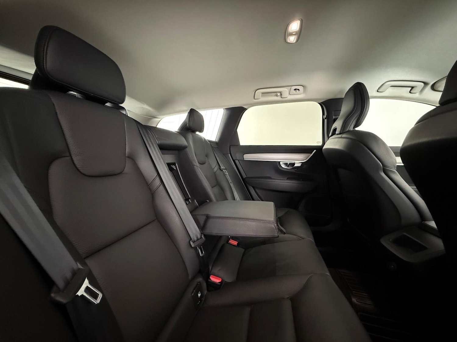 Used Volvo V90 Cross Country 2022 for sale - 77246713: Photo 11