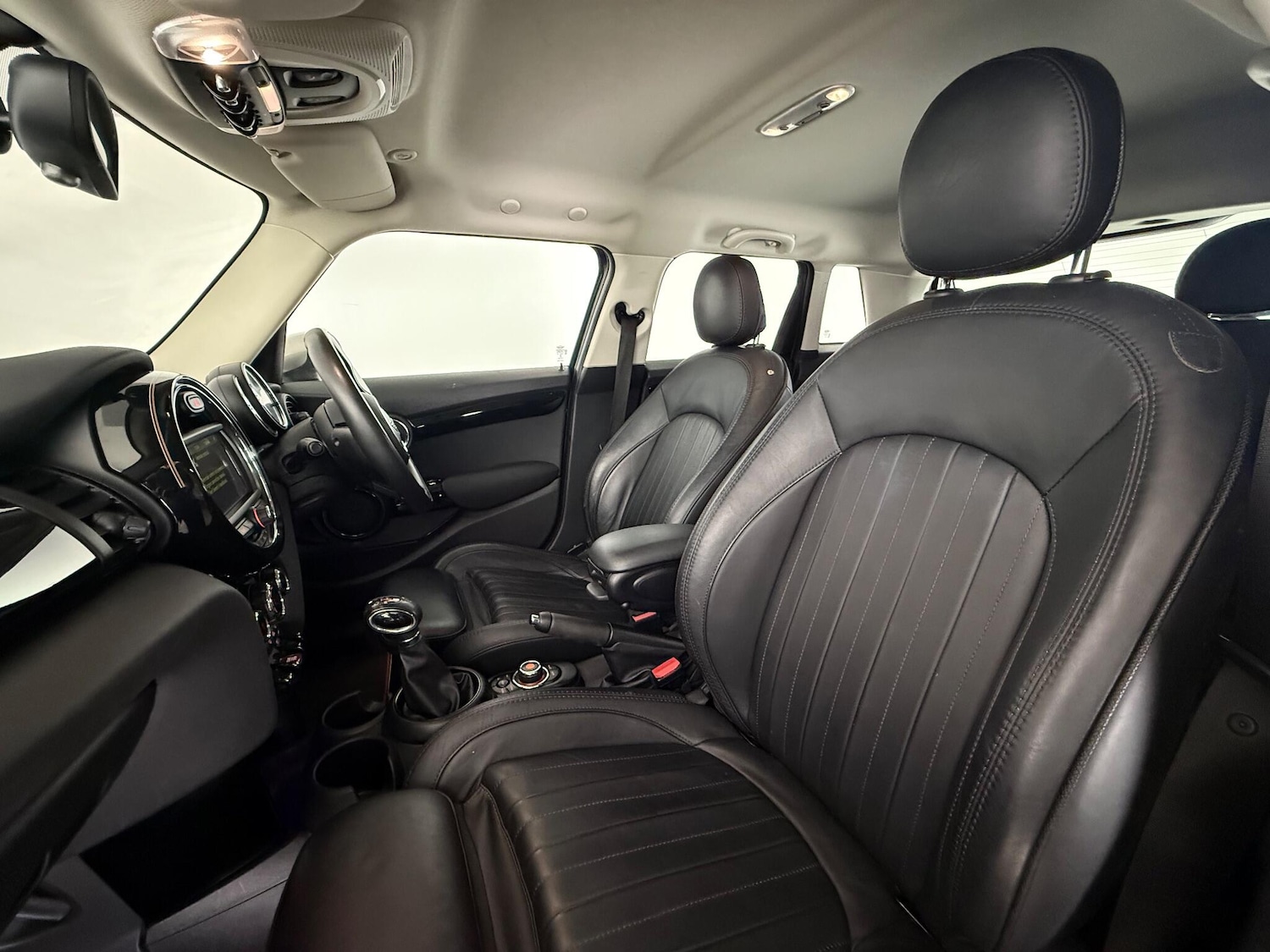 Used MINI Hatch 2018 for sale - 76468362: Photo 17