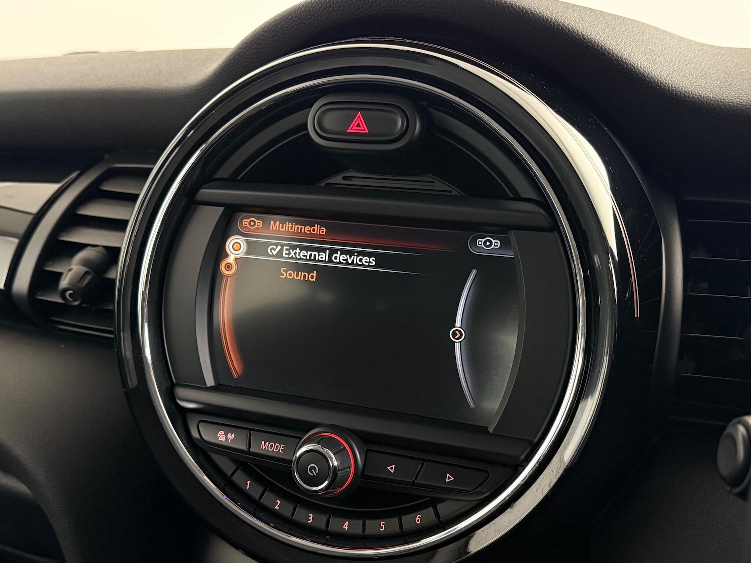 Used MINI Hatch 2018 for sale - 76468362: Photo 30