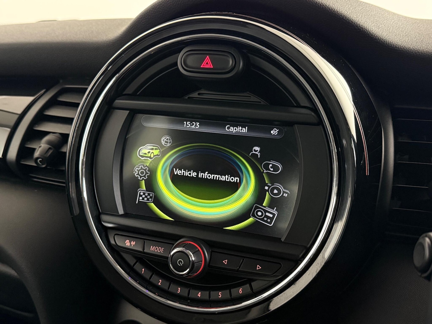 Used MINI Hatch 2018 for sale - 76468362: Photo 32