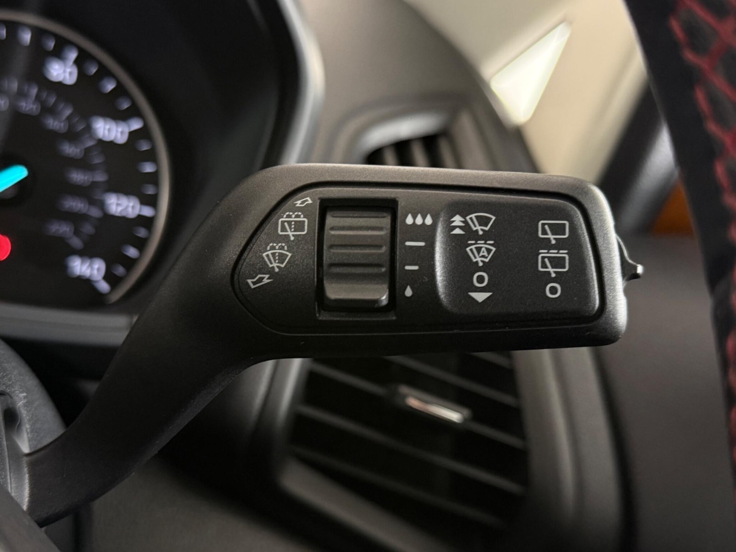 Used Ford Ecosport 2018 for sale - 78116679: Photo 18