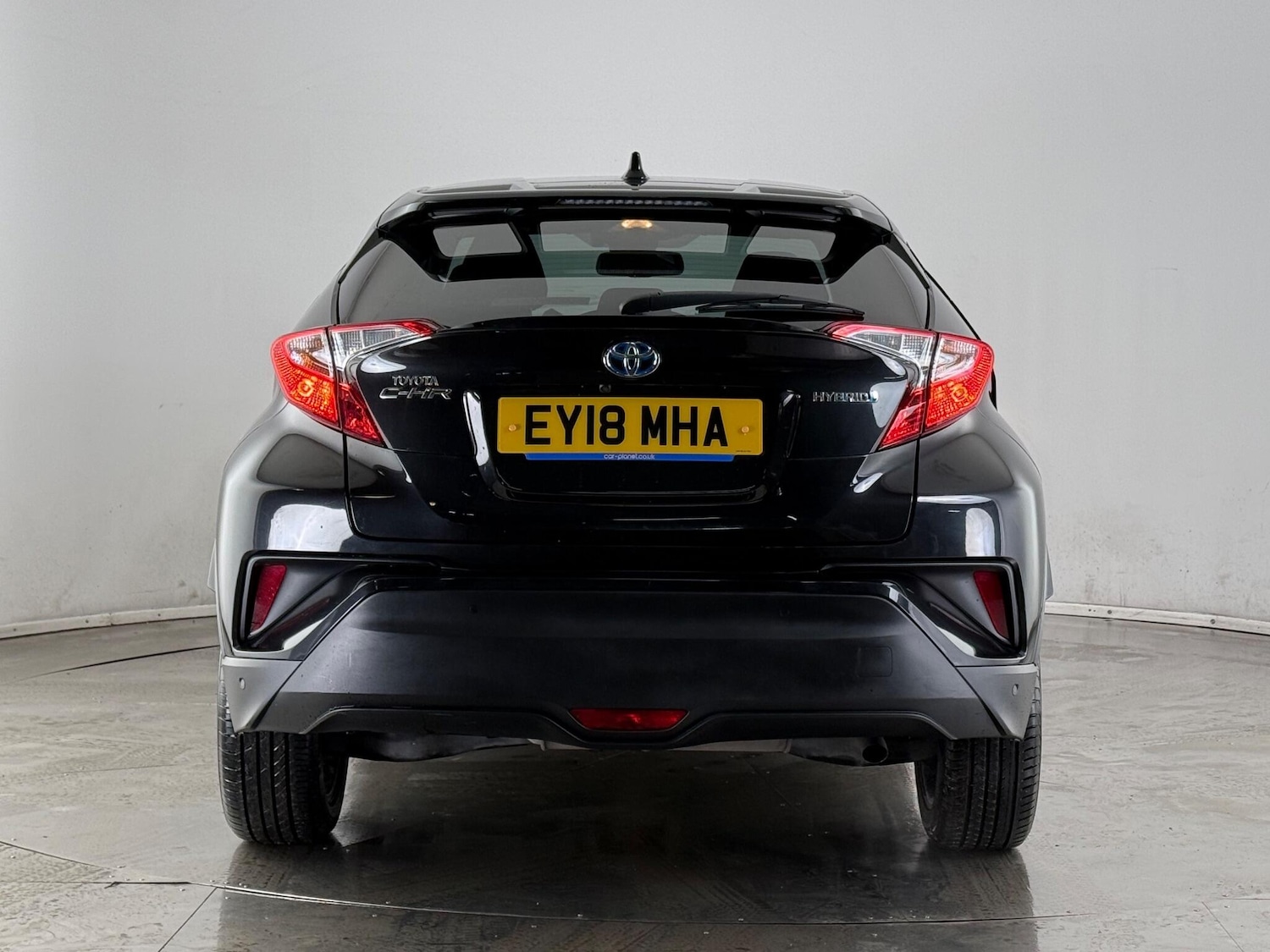 Used Toyota C-HR 2018 for sale - 77613103: Photo 5