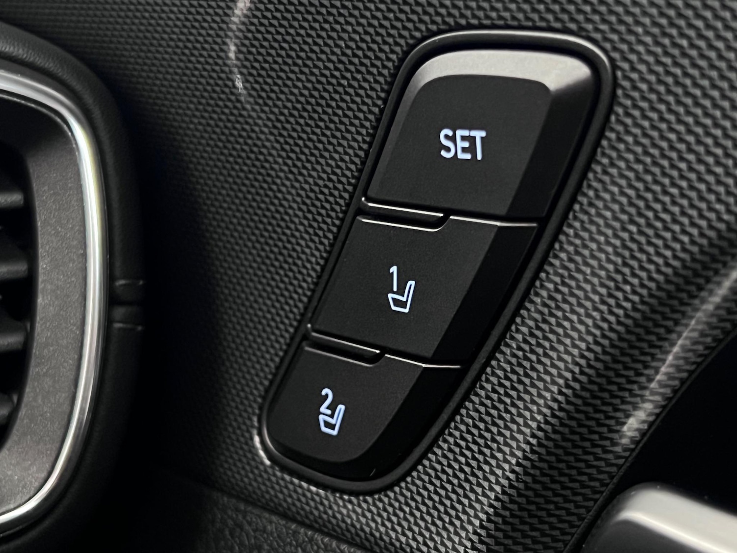 Used Hyundai Santa Fe 2021 for sale - 77181240: Photo 25