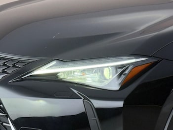 Used Lexus UX 2022 for sale - 79013225: Photo