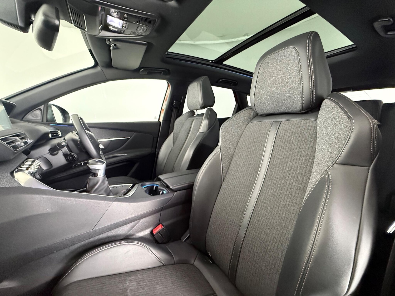 Used Peugeot 3008 2019 for sale - 77222248: Photo 13