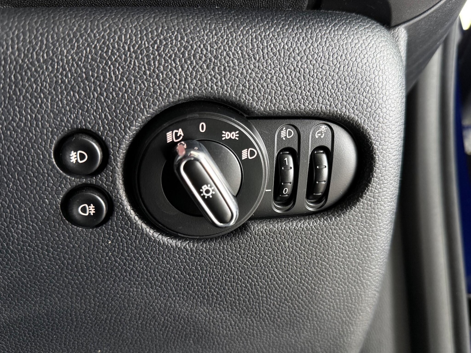 Used MINI Convertible 2018 for sale - 77181151: Photo 21