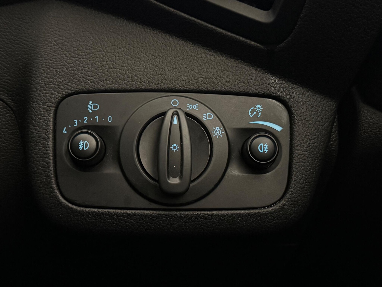 Used Ford Kuga 2019 for sale - 76468098: Photo 23