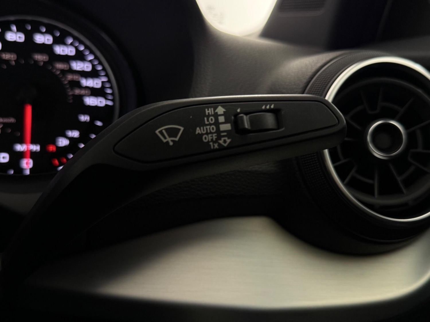 Used Audi Q2 2018 for sale - 77074757: Photo 28