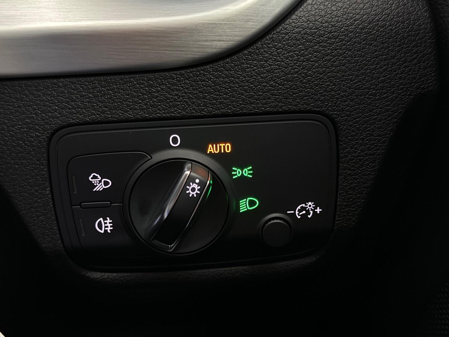 Used Audi Q2 2018 for sale - 77074757: Photo 41