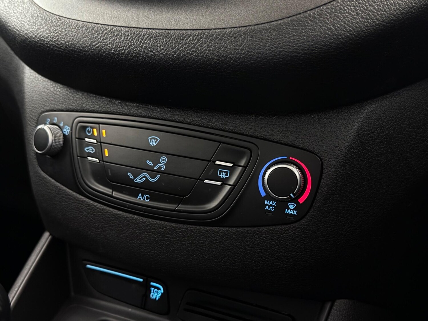 Used Ford Transit Courier 2019 for sale - 76728625: Photo 37