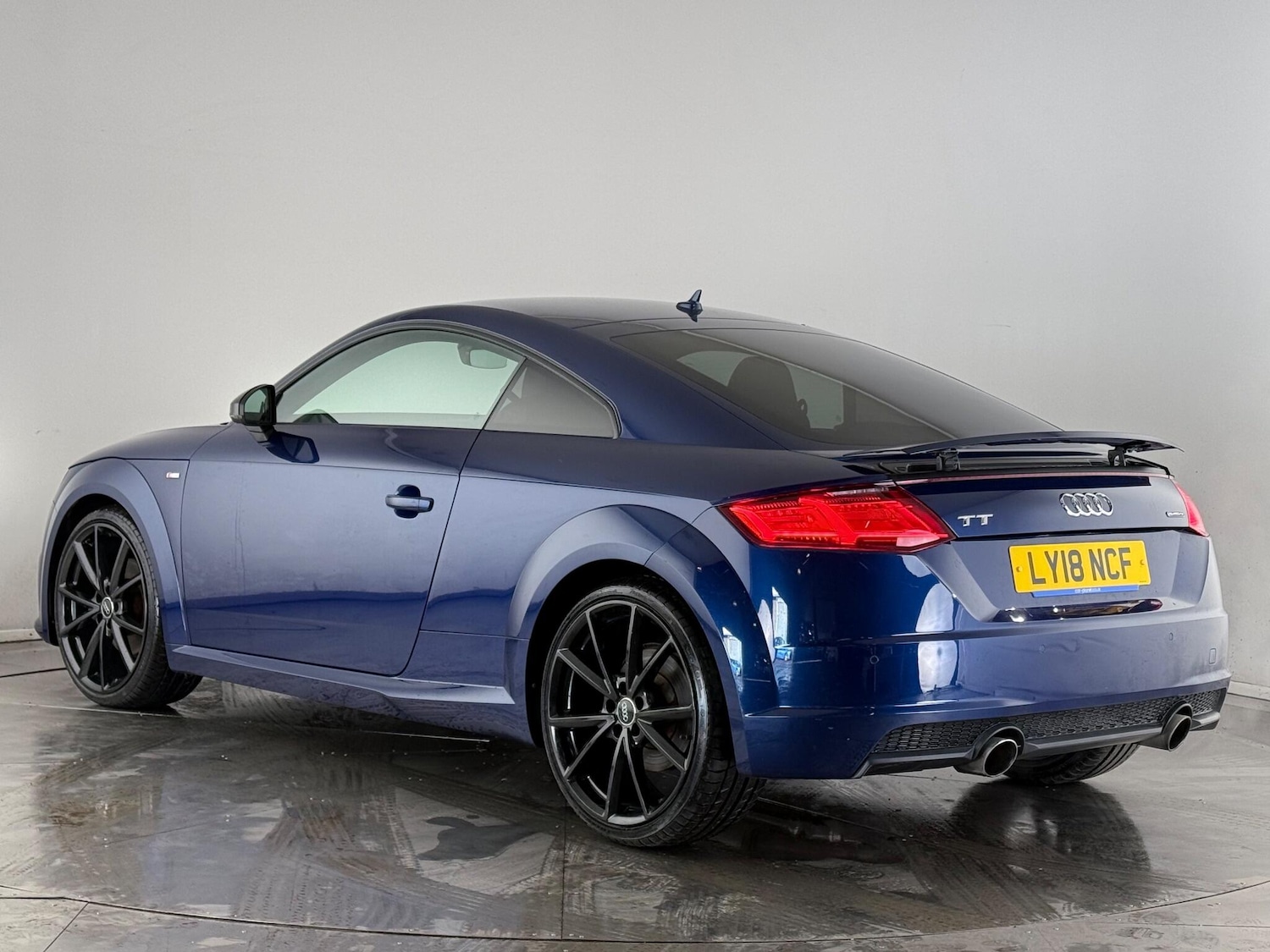 Used Audi TT 2018 for sale - 77247144: Photo 2