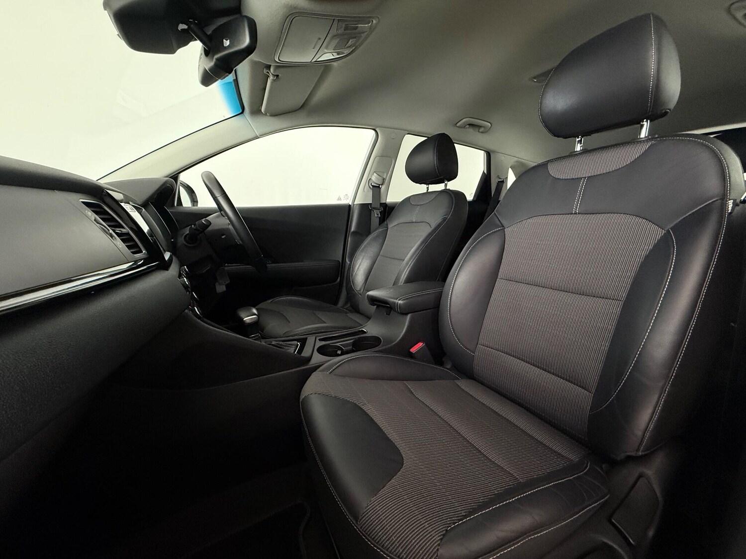 Used Kia Niro 2017 for sale - 77246240: Photo 12