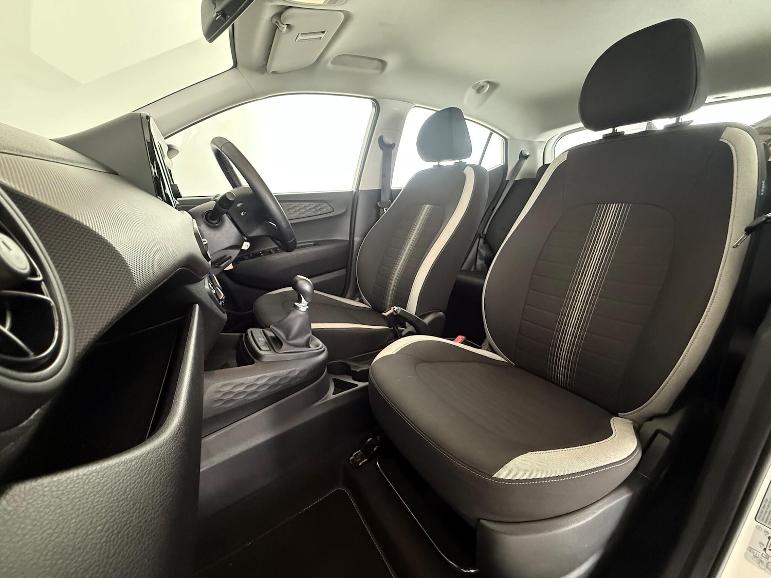 Used Hyundai i10 2020 for sale - 77260634: Photo 14