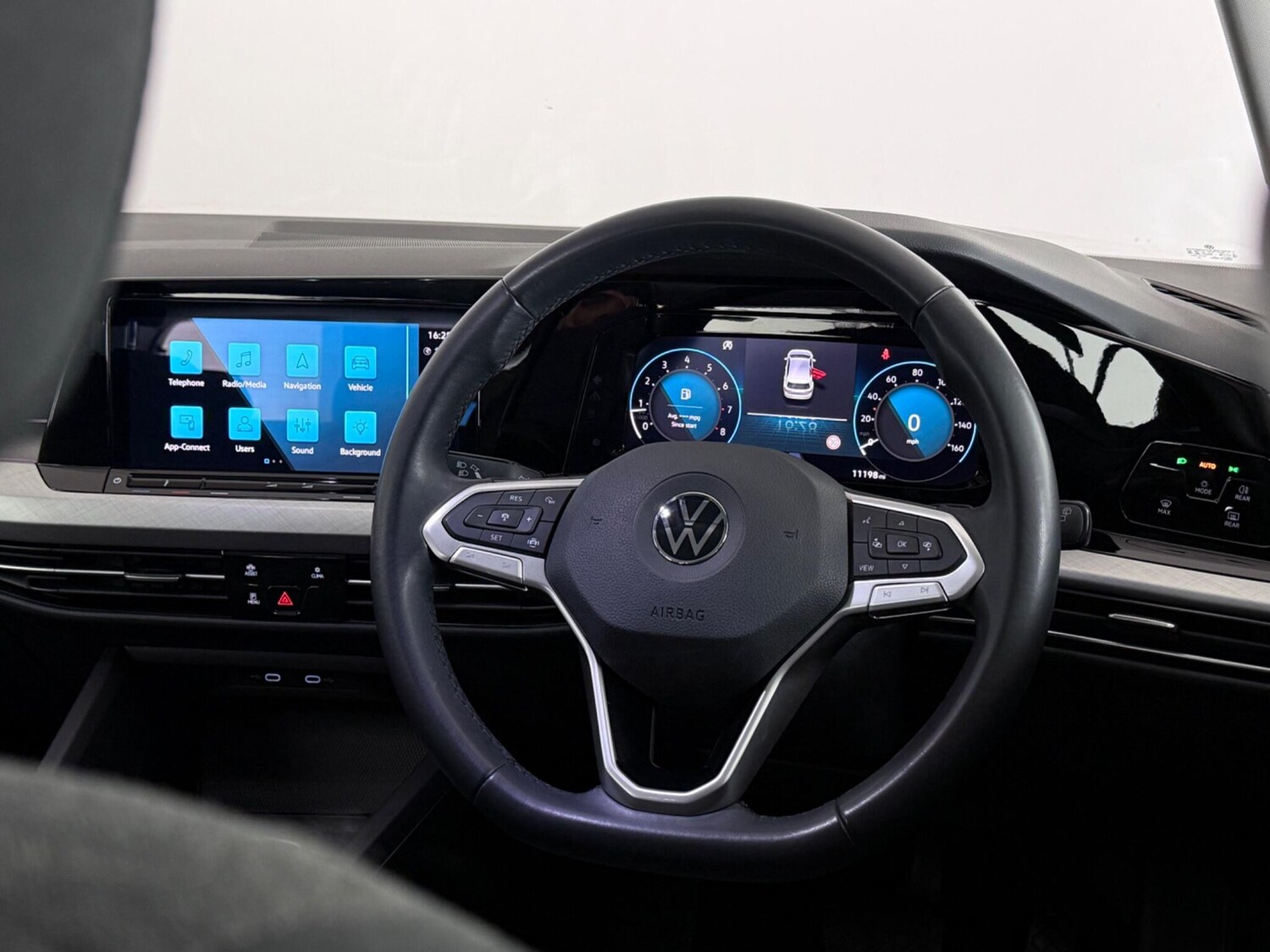 Used Volkswagen Golf 2020 for sale - 77550821: Photo 15