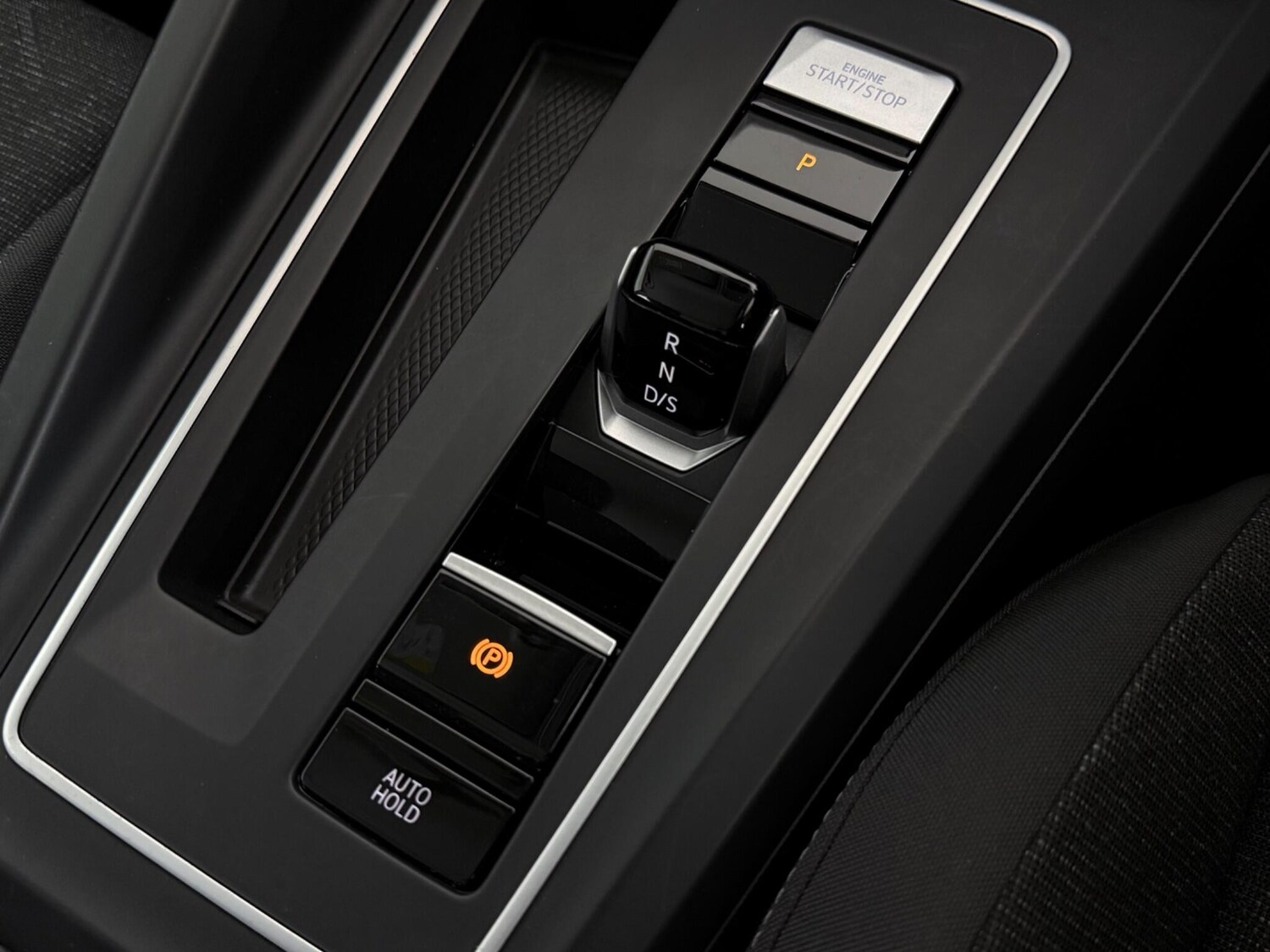 Used Volkswagen Golf 2020 for sale - 77550821: Photo 33