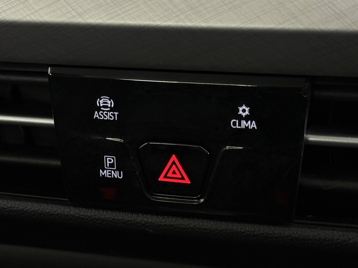 Used Volkswagen Golf 2020 for sale - 77550821: Photo 34