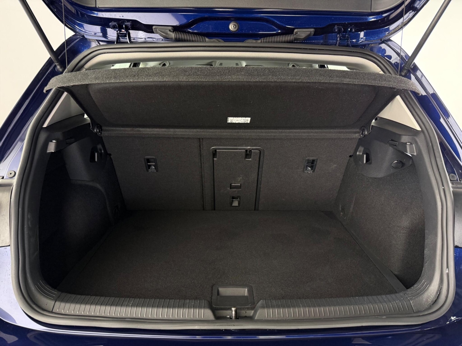 Used Volkswagen Golf 2020 for sale - 77550821: Photo 9