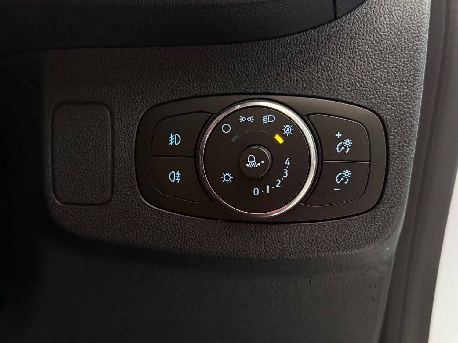 Used Ford Puma 2023 for sale - 76620217: Photo 28