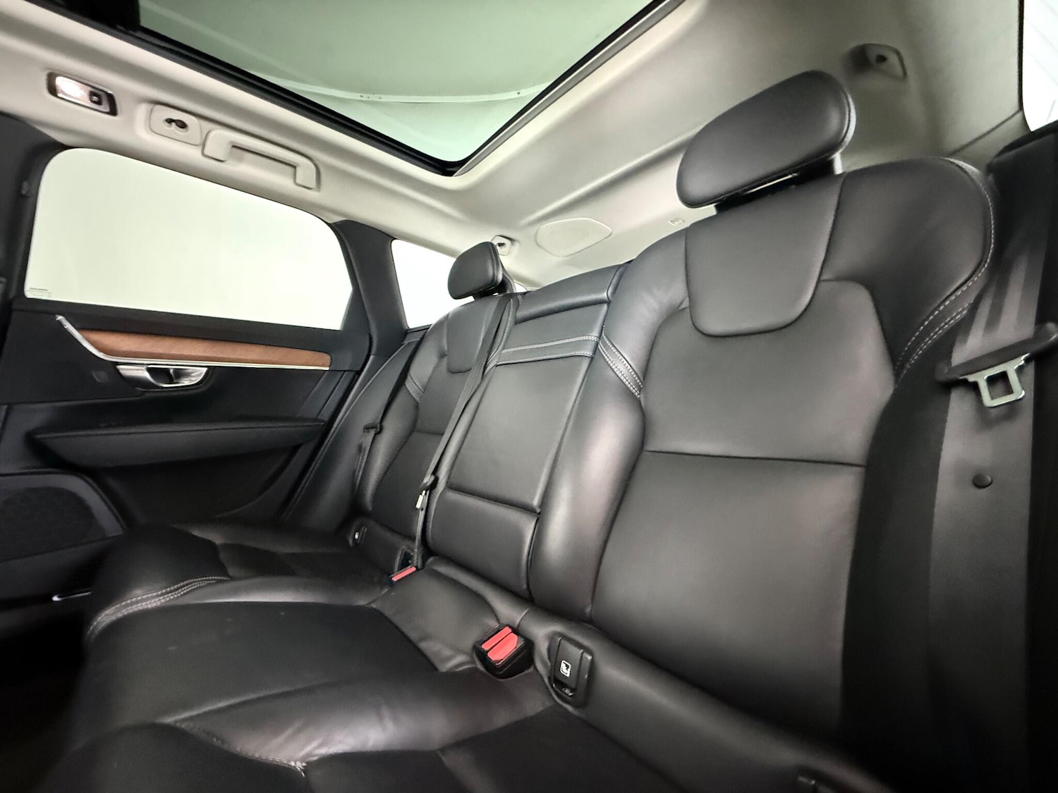 Used Volvo V90 2017 for sale - 76620305: Photo 16