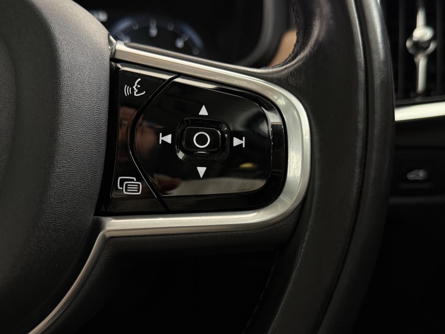 Used Volvo V90 2017 for sale - 76620305: Photo 26