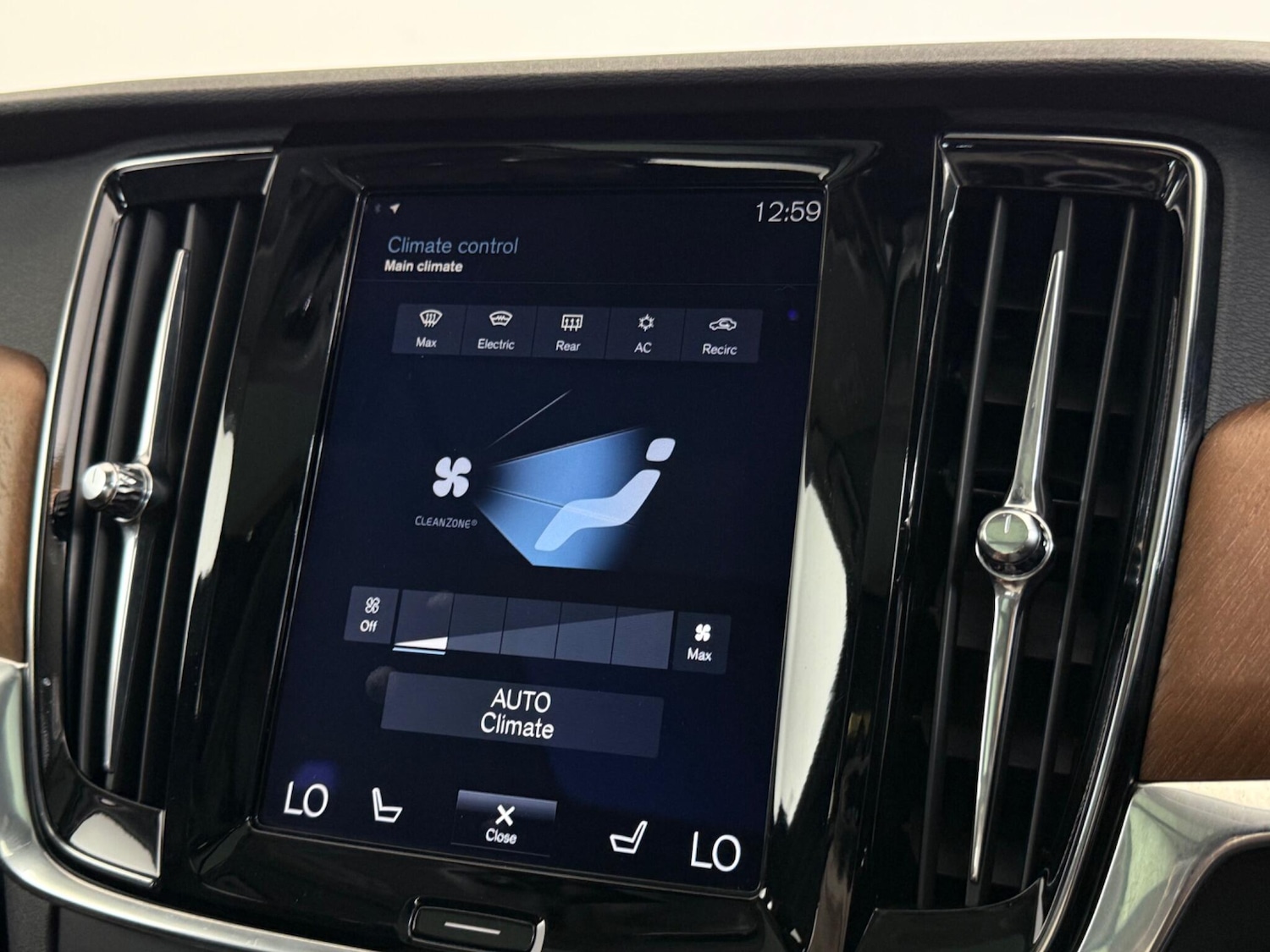 Used Volvo V90 2017 for sale - 76620305: Photo 30