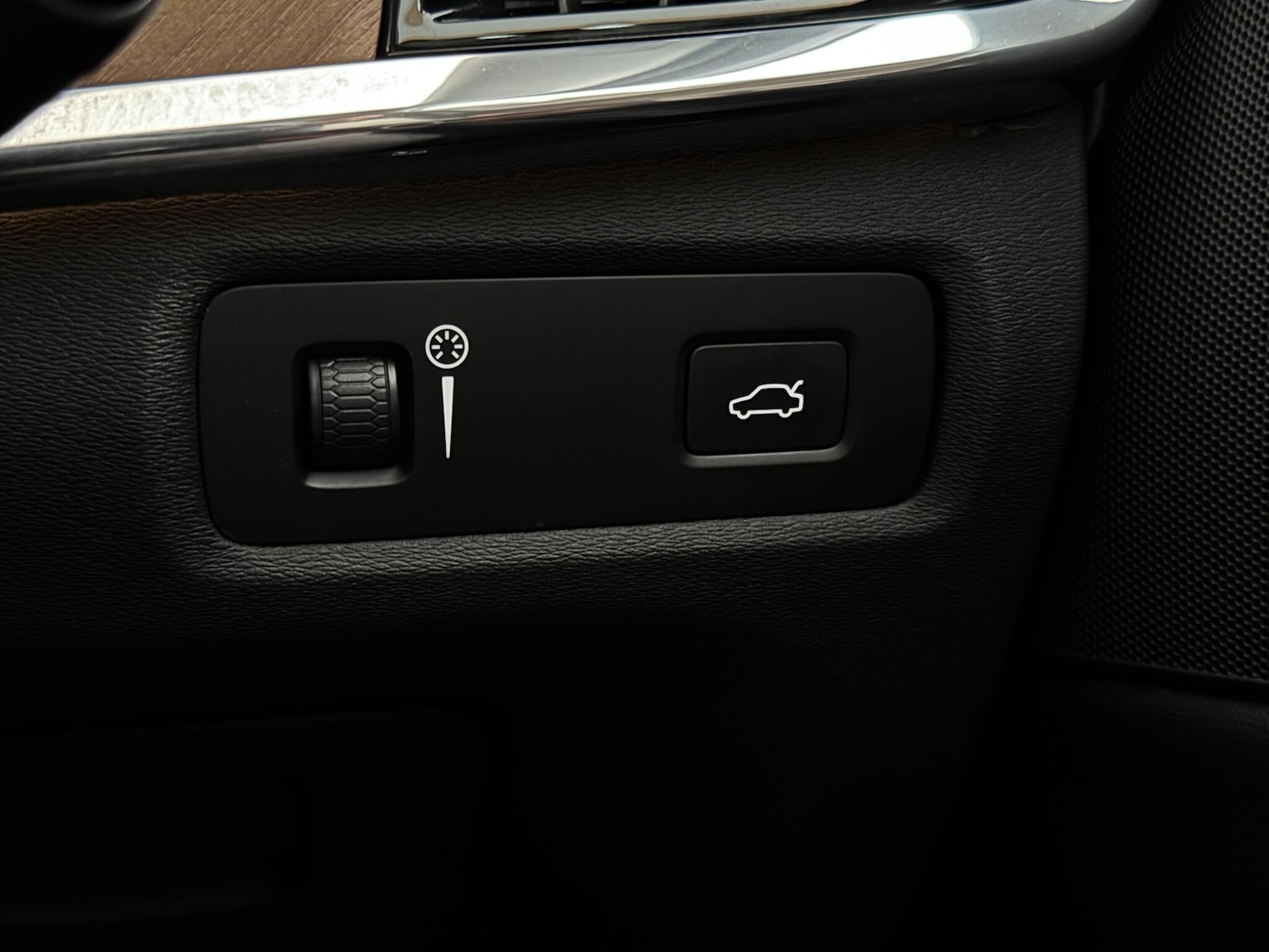 Used Volvo V90 2017 for sale - 76620305: Photo 40