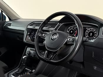 Used Volkswagen Tiguan Allspace 2019 for sale - 79577464: Photo