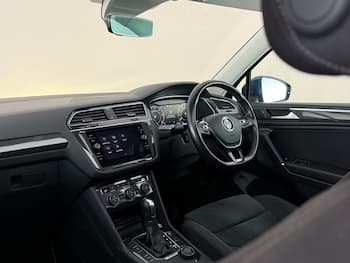 Used Volkswagen Tiguan Allspace 2019 for sale - 79577464: Photo