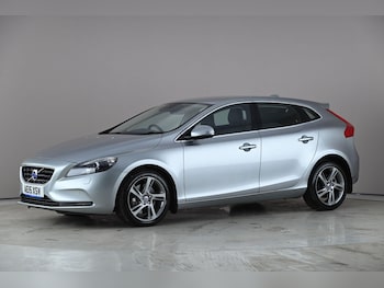 Used Volvo V40 2015 for sale - 78232162: Photo