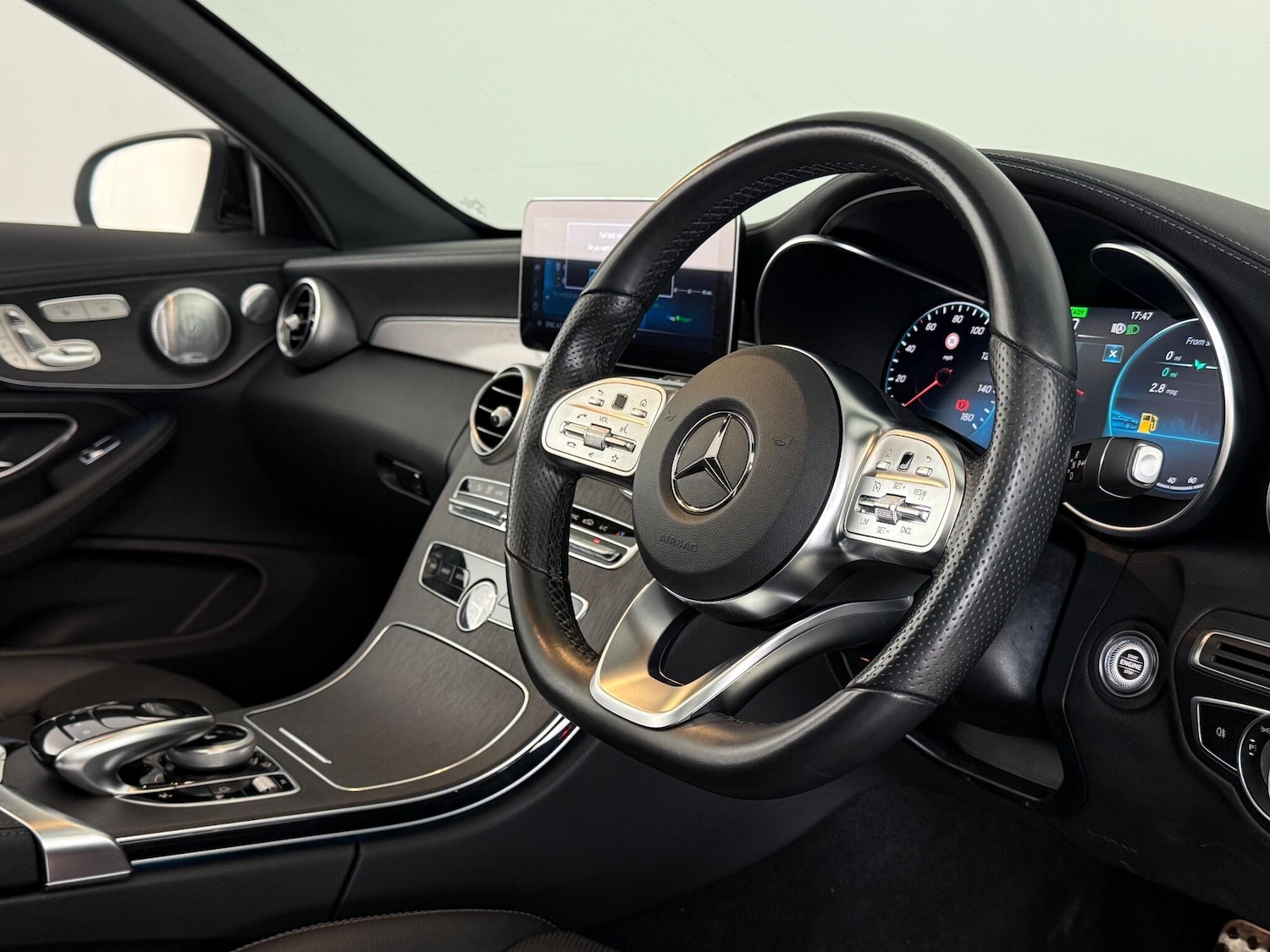 Used Mercedes-Benz C Class 2021 for sale - 76468068: Photo 23