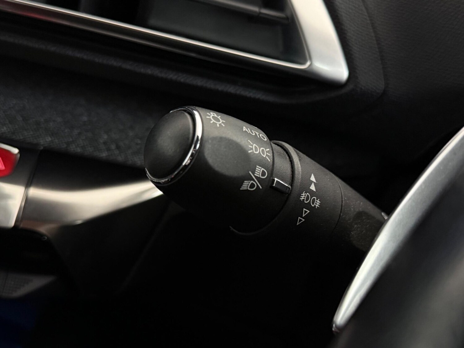 Used Peugeot 3008 2019 for sale - 77575501: Photo 17