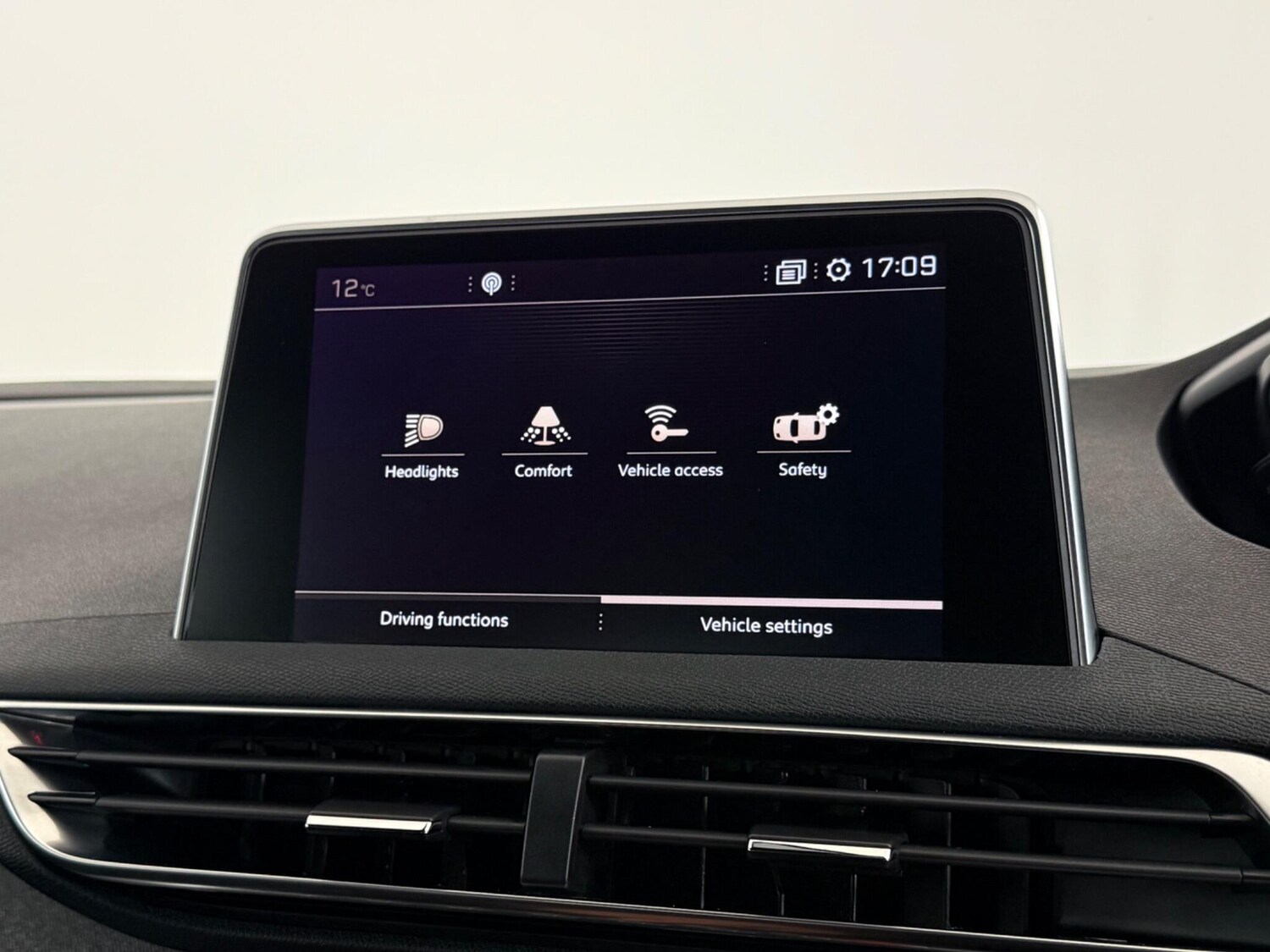 Used Peugeot 3008 2019 for sale - 77575501: Photo 26