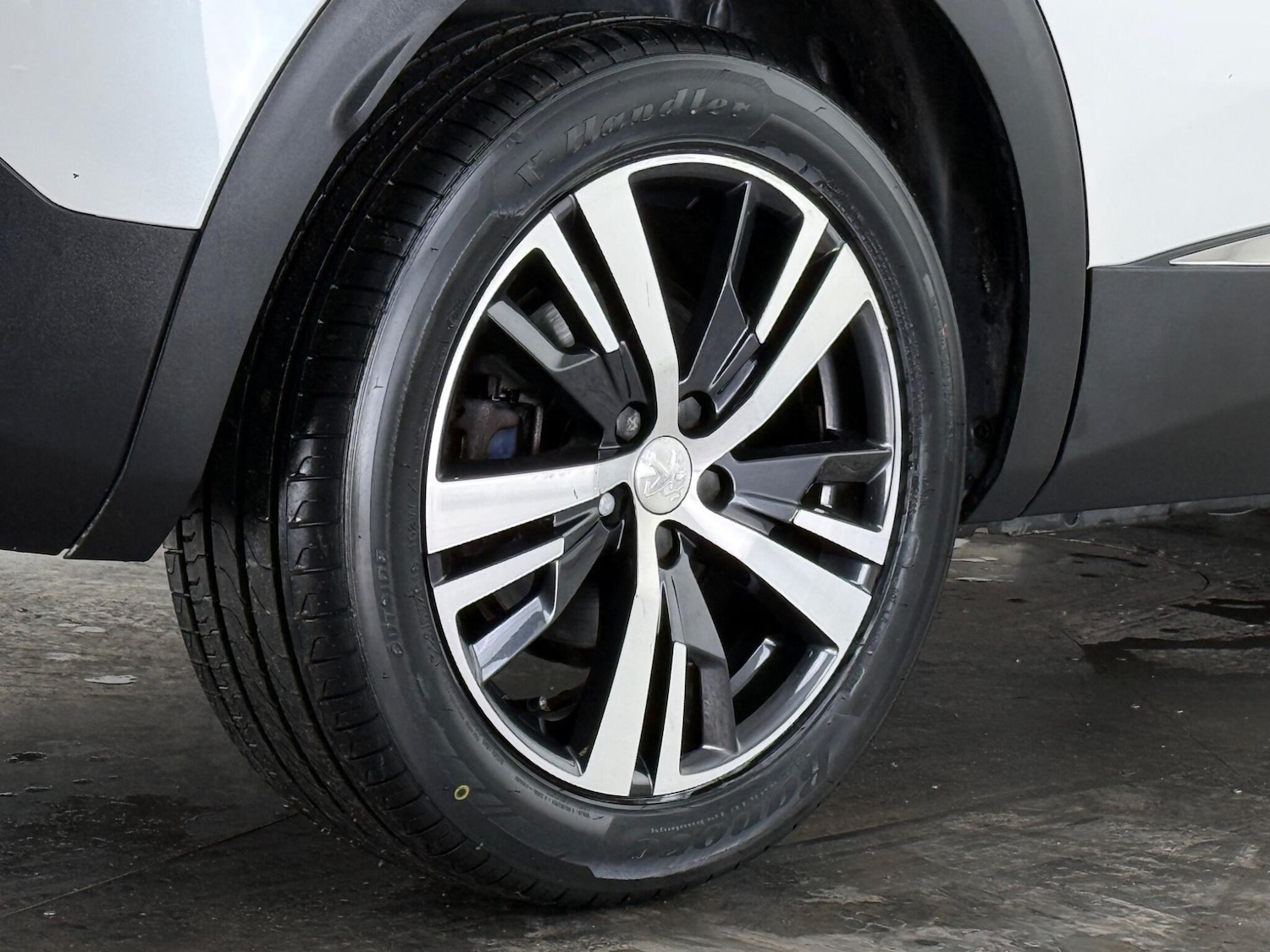 Used Peugeot 3008 2019 for sale - 77575501: Photo 8