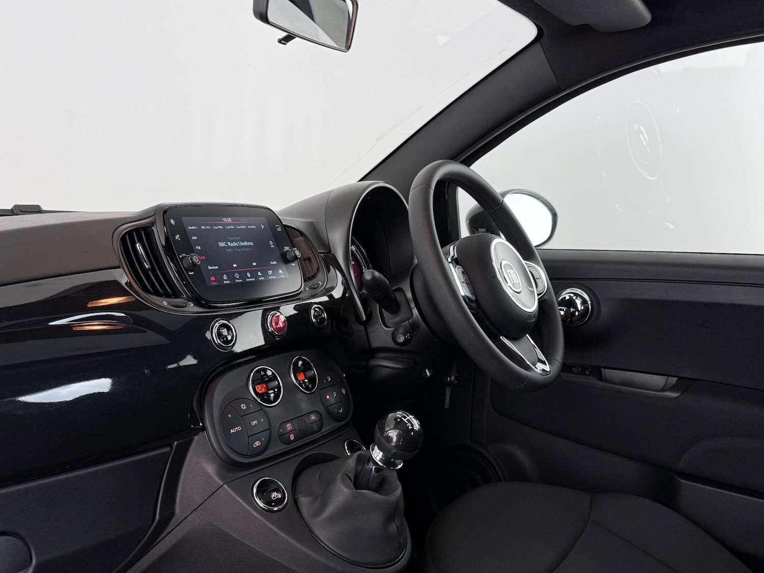 Used Fiat 500 2024 for sale - 77181125: Photo 11