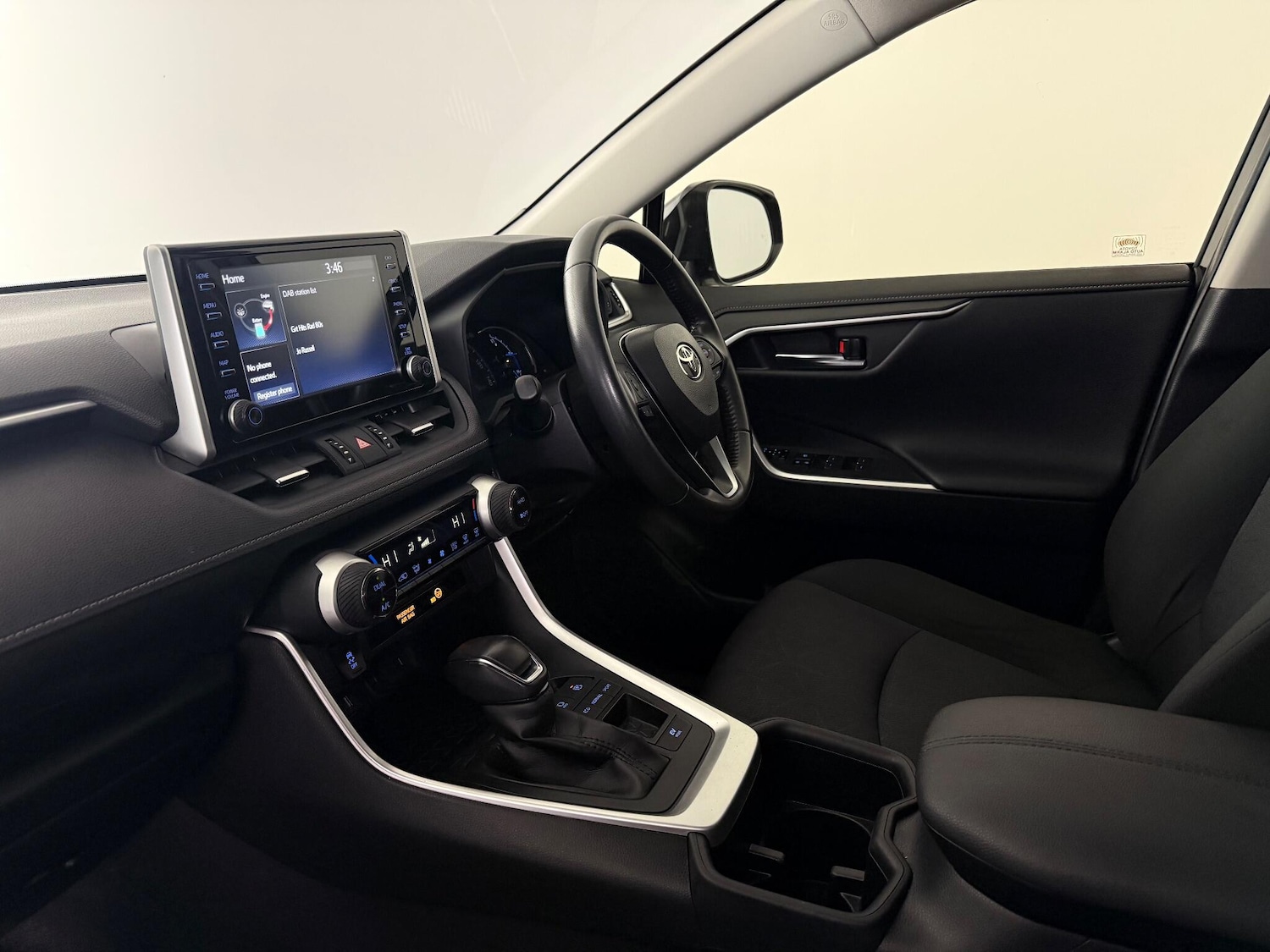 Used Toyota RAV4 for sale - 76468190: Photo 16