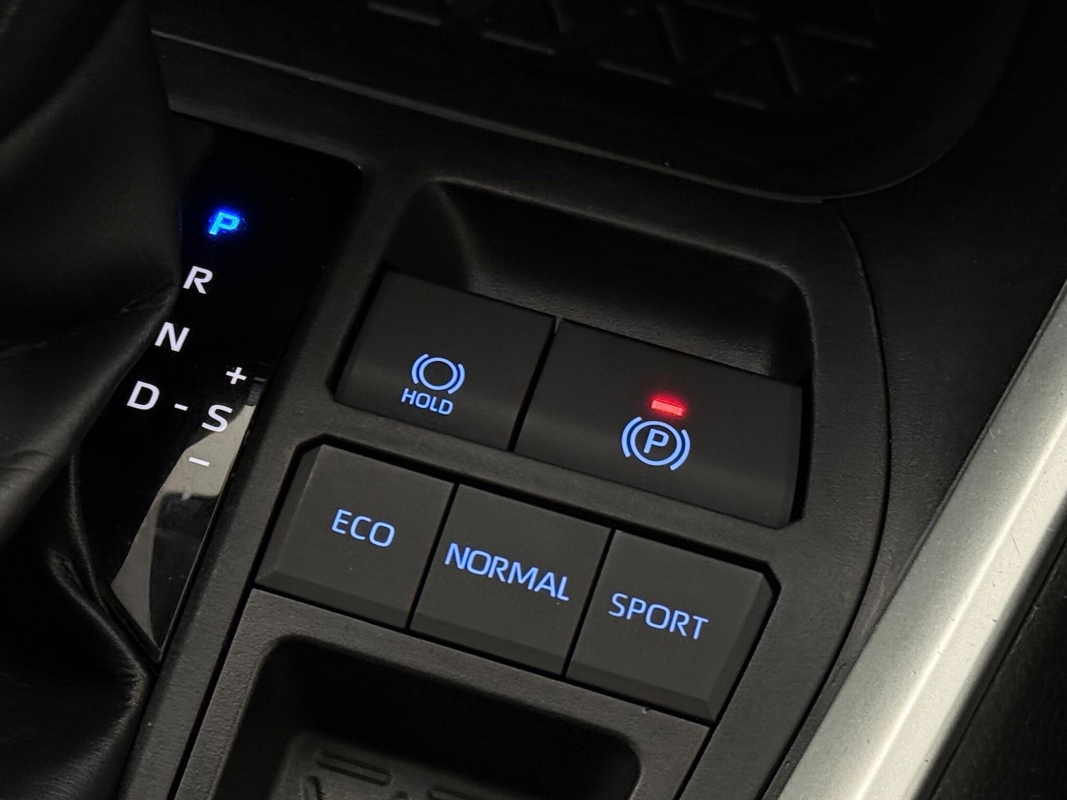 Used Toyota RAV4 for sale - 76468190: Photo 38